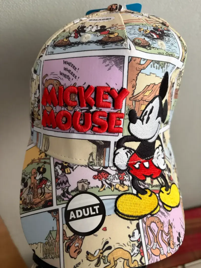Gorra de Mickey Mouse con diseño de cómic - 4