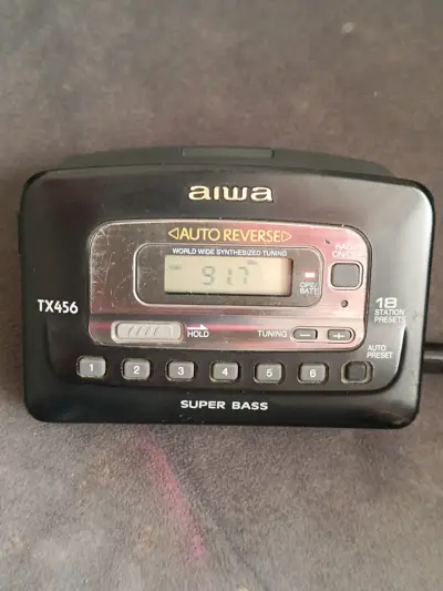 Walkman Aiwa TX456 con Auto Reverse y Super Bass - miniatura 1