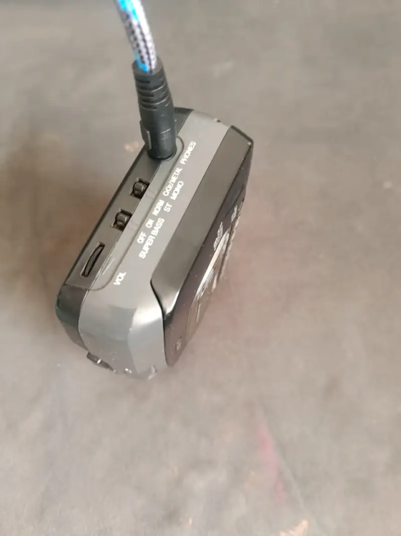 Walkman Aiwa TX456 con Auto Reverse y Super Bass - 3