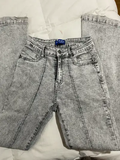 Jeans flare - miniatura 1