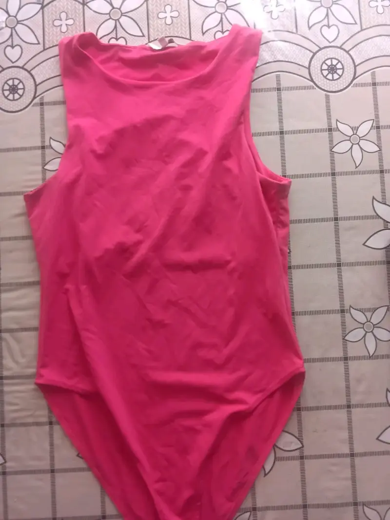 Se venden poleras manga larga con estampado flora - 3