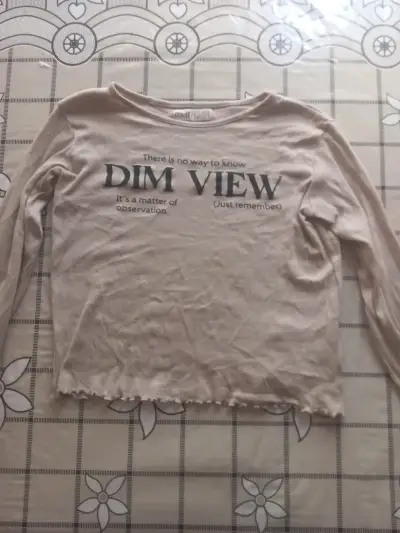 Se venden poleras manga larga con estampado flora - miniatura 5