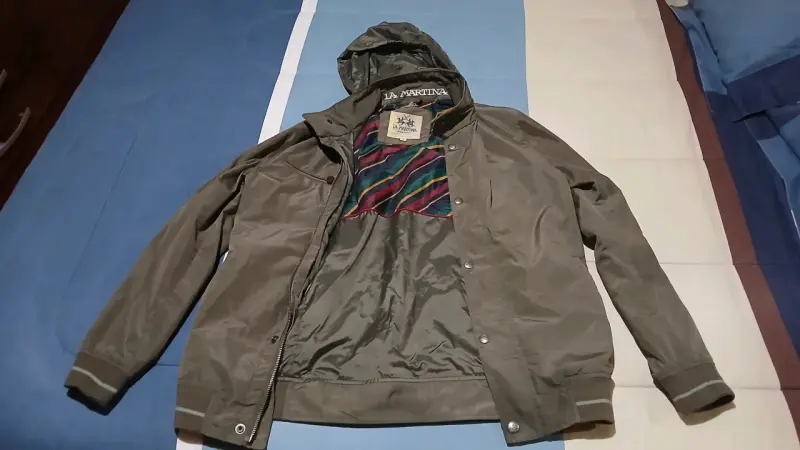 Chaqueta cortaviento La Martina verde con capucha - 1