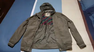 Chaqueta cortaviento La Martina verde con capucha - miniatura 1