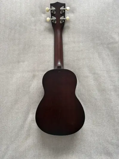 Ukulele soprano - miniatura 2