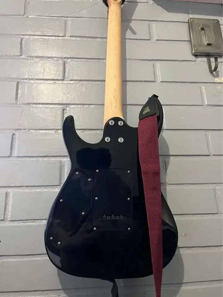 Guitarra eléctrica ESP LTD MT 130 - 2