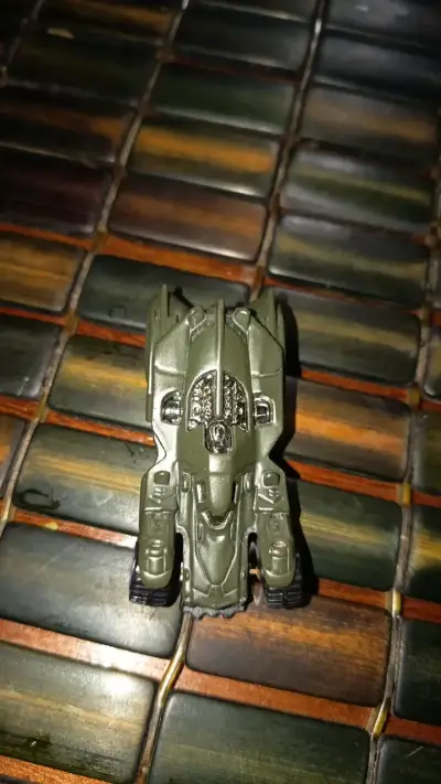 Auto de juguete de Batman verde - miniatura 1