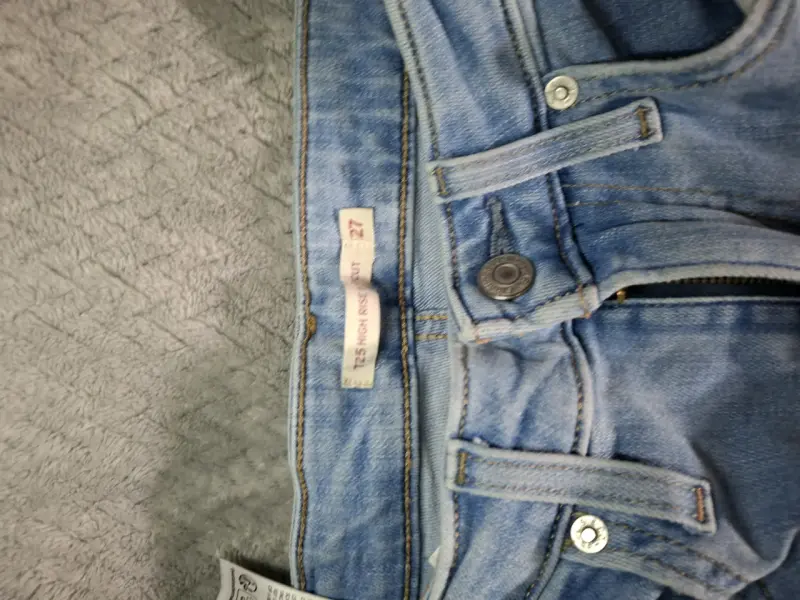 Jeans Levi's 527 corte recto azul claro - 2