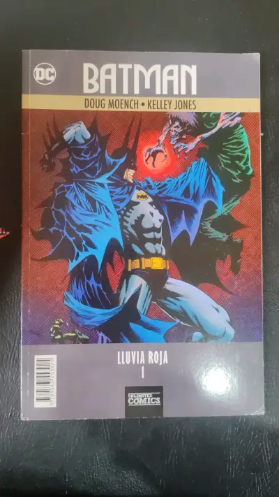 Cómic Batman Lluvia Roja Volumen 1 - miniatura 1