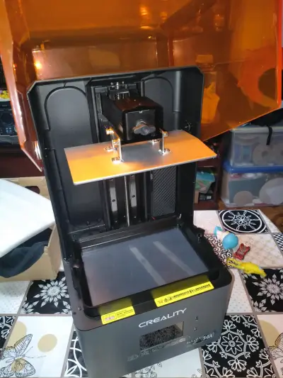 Impresora de resina creality halot mage-s 14k - miniatura 2