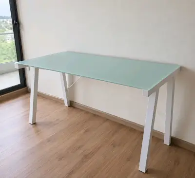 Escritorio de Vidrio 125cm - miniatura 1