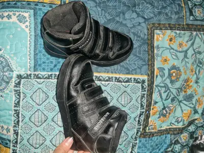 Botas de montaña para niños azul y negro - miniatura 5