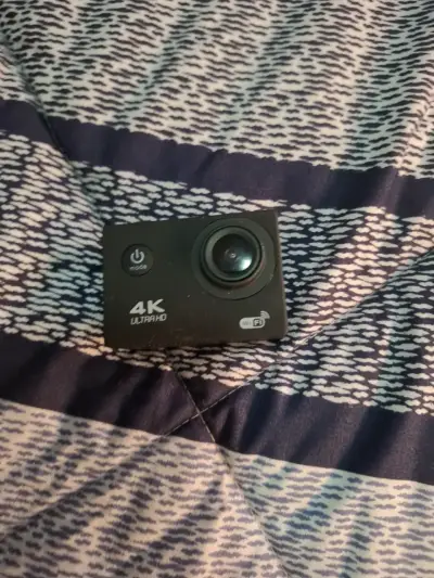 Cámara de acción 4K Ultra HD con WiFi - miniatura 1