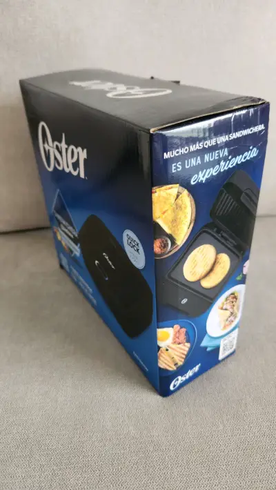Sandwichera viral eléctrica Oster nueva - miniatura 3