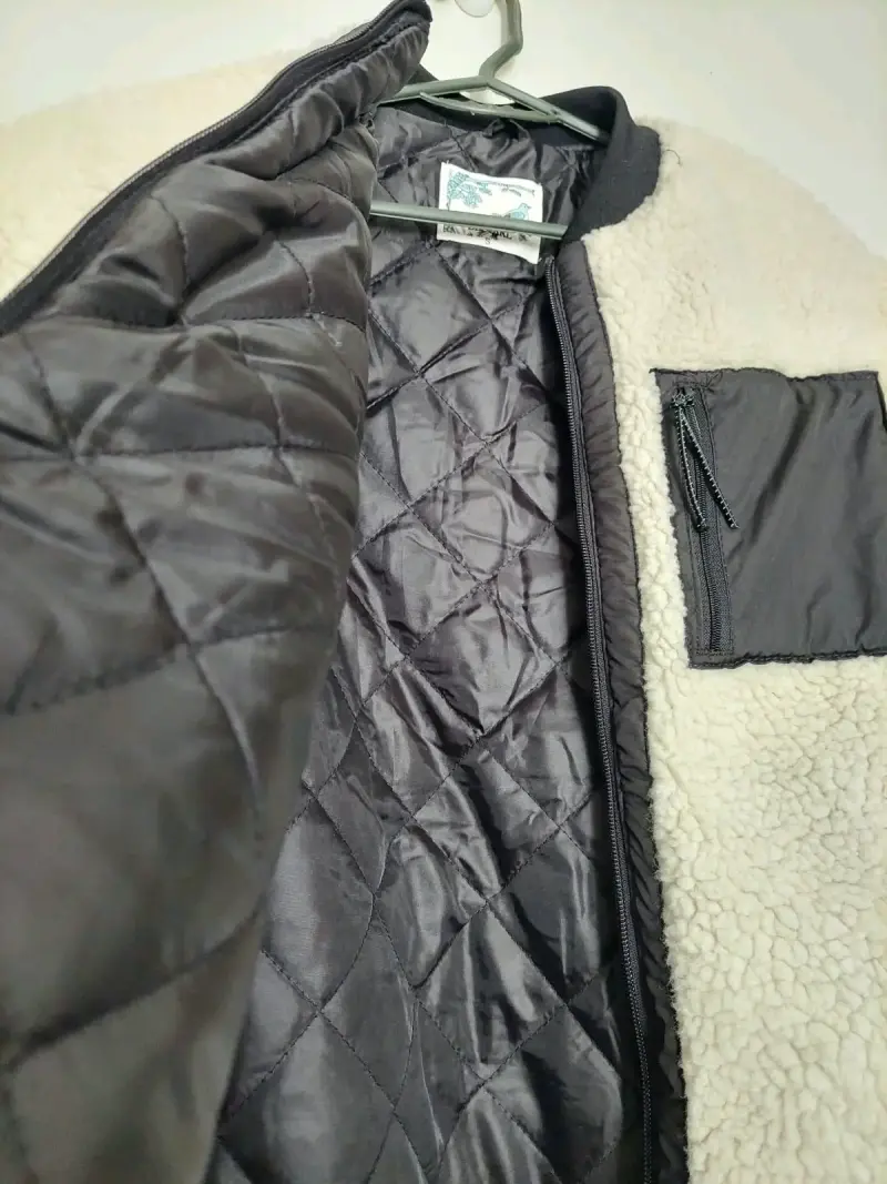 Chaqueta de lana beige con forro acolchad - 2