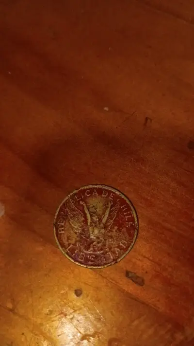 Moneda antigua de Chile 1981 angel - miniatura 1