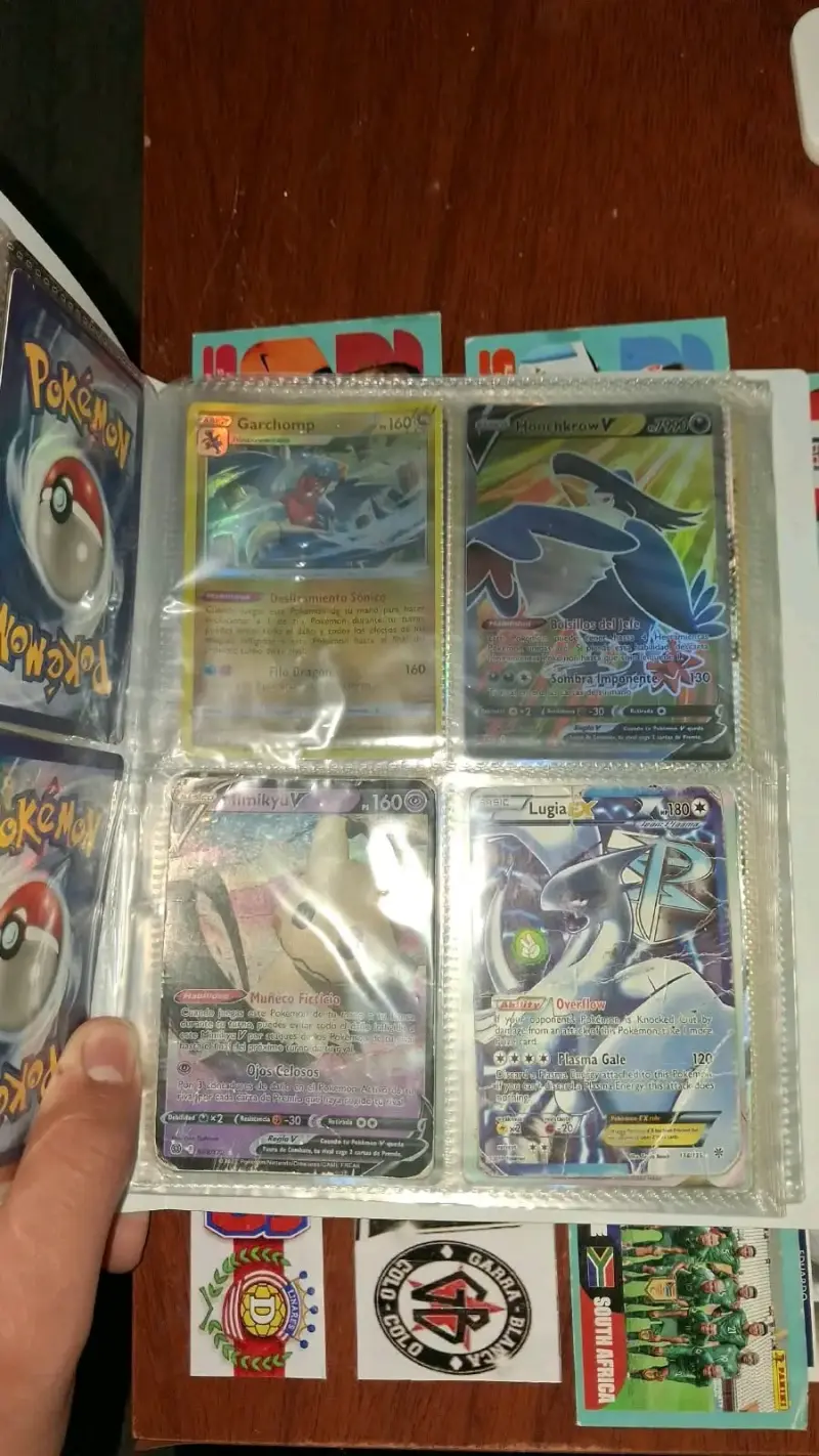 Álbum de Cartas Pokémon con Tarjetas Incluidas - 5