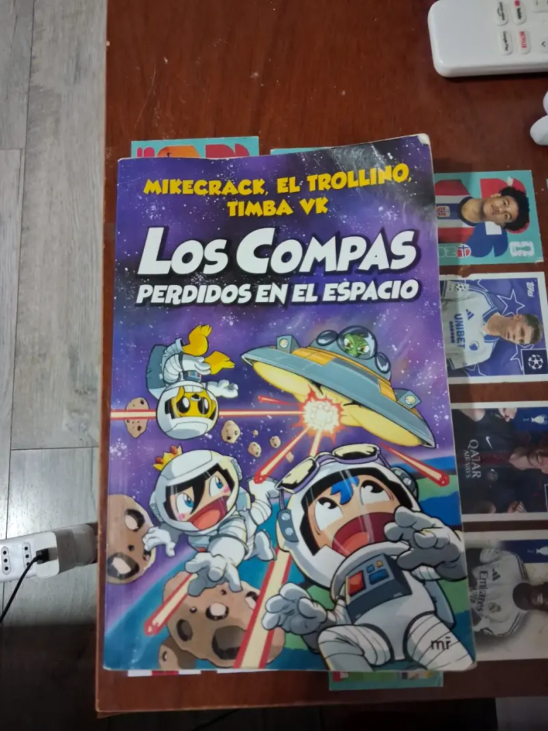 Libro Los Compas Perdidos en el Espacio