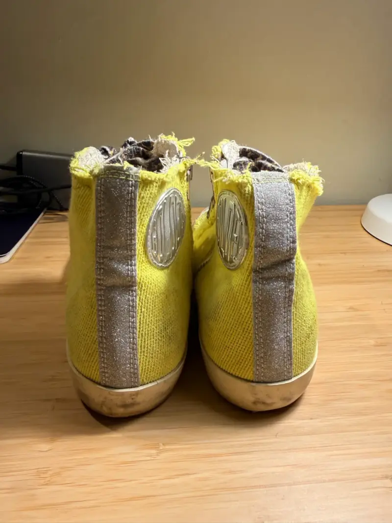 Golden Goose edición especial amarillas con línea - 2