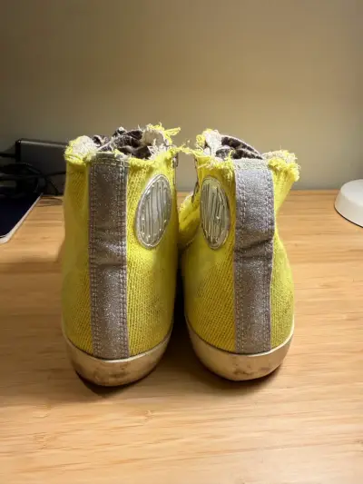 Golden Goose edición especial amarillas con línea - miniatura 2