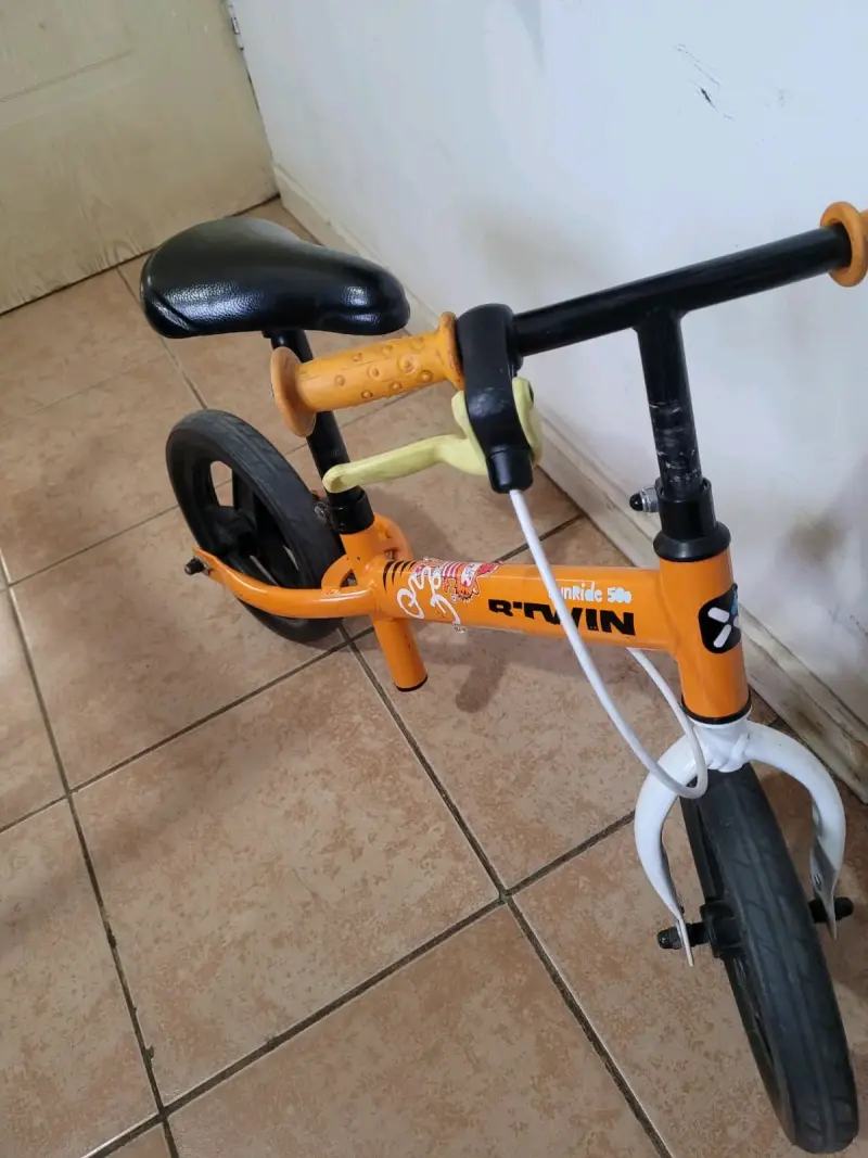 Bicicleta de equilibrio infantil B'Twin naranja - 2