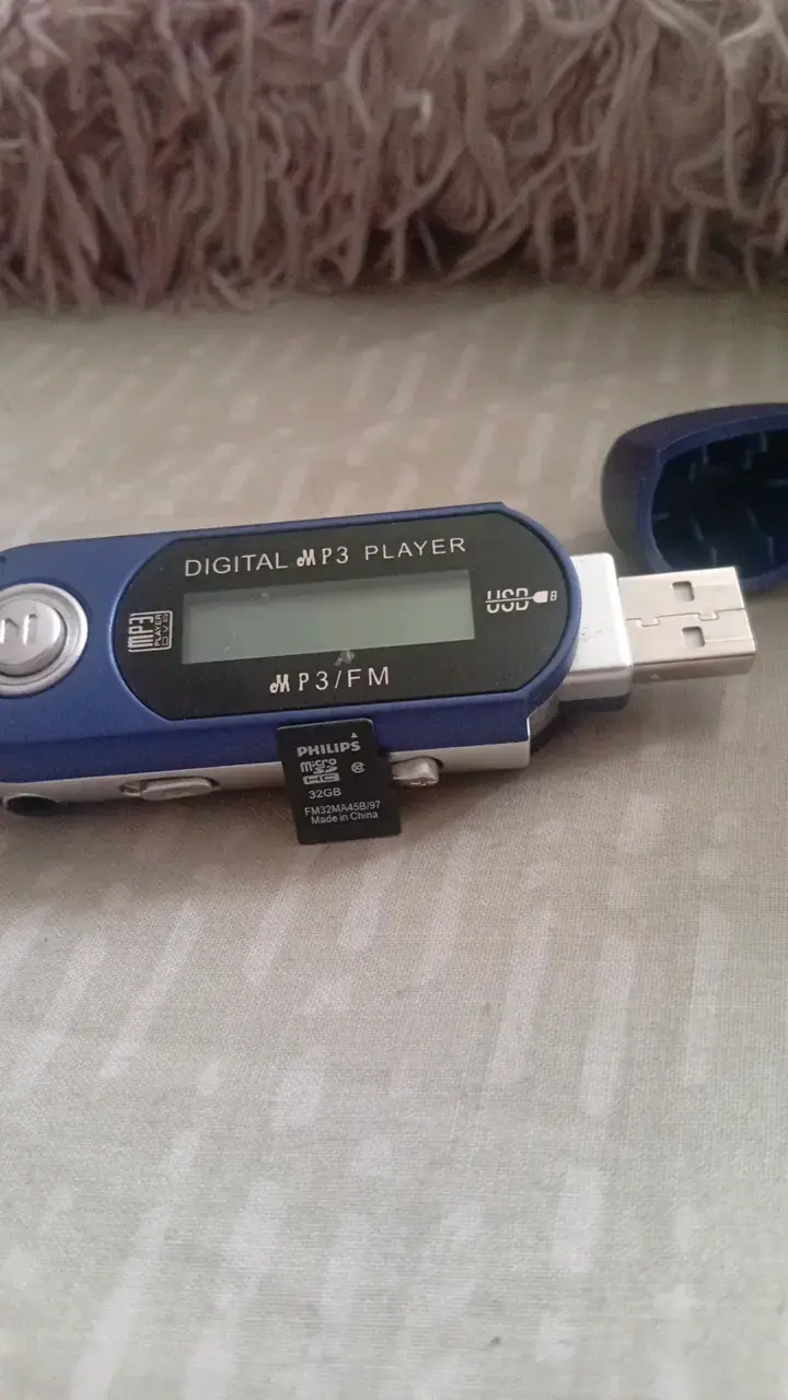 Reproductor MP3 digital con USB y FM - 3