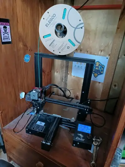 Impresora 3D Creality Ender 3 pro - miniatura 1