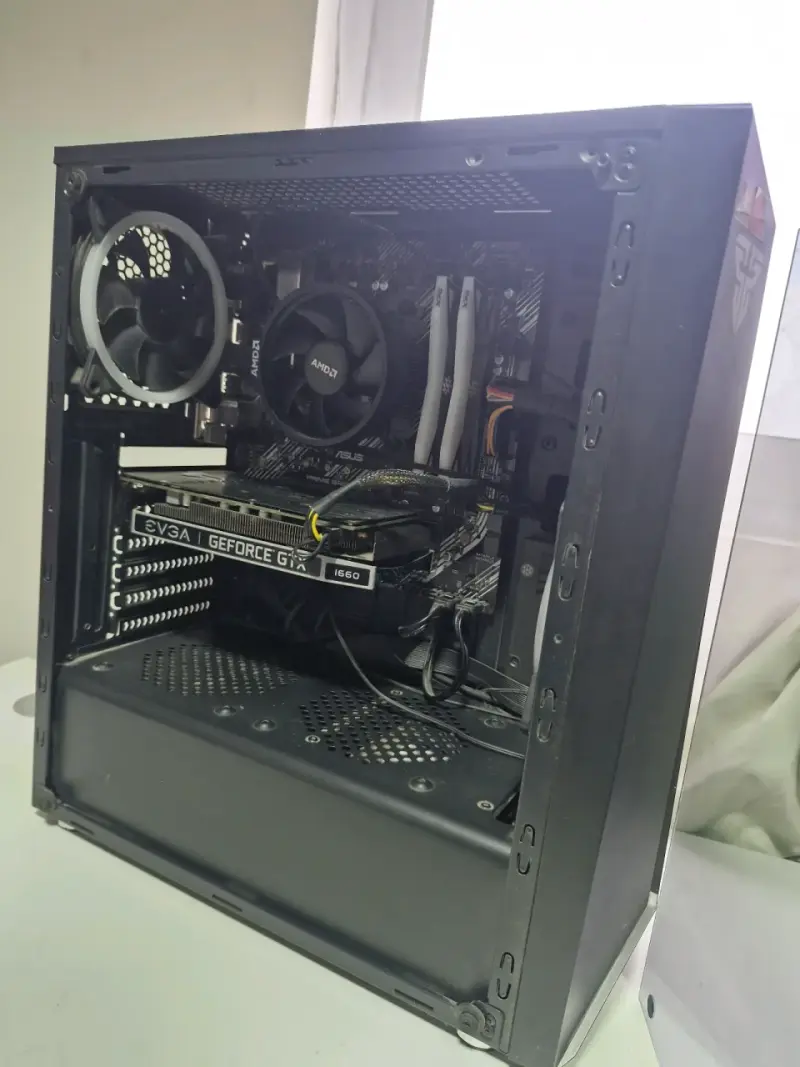 PC Gamer + monitor - 1