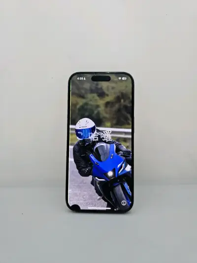 iPhone 15 Pro 128GB bloqueado - miniatura 1