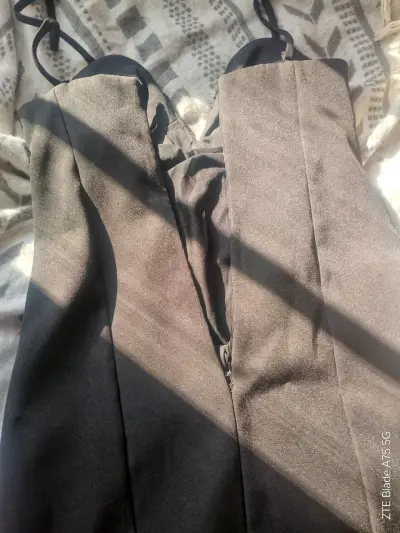 Vestido negro elegante corto talla S - miniatura 2