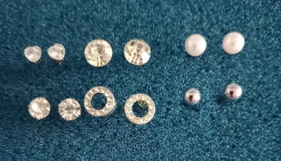 Set de aros de fantasia con cristales y perlas - miniatura 2