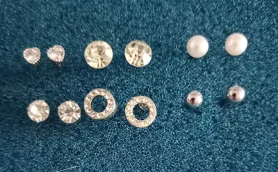Set de aros de fantasia con cristales y perlas - miniatura 3