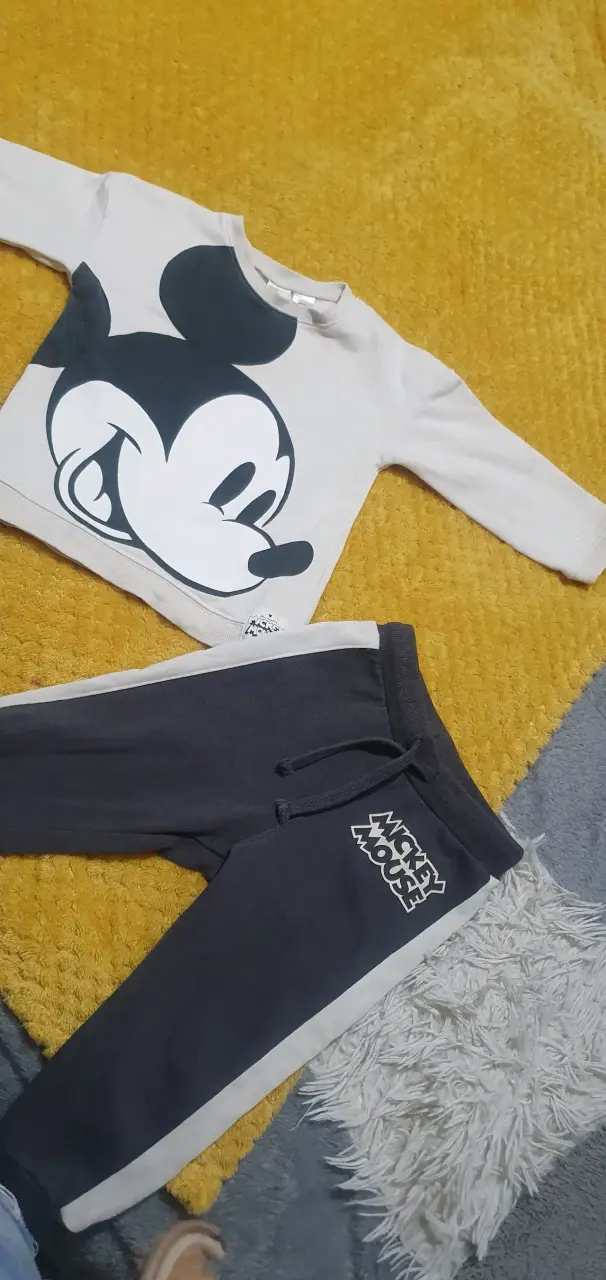 Conjunto de polerones Disney Mickey y Minnie para niños - 4