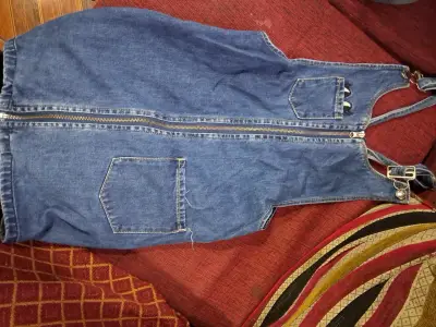 Conjunto de corset y top en tonos claros - miniatura 5