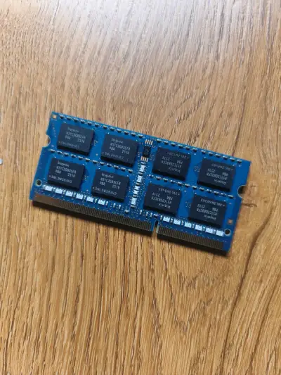 Memorias RAM 4GB x 2 DDR3 Kingston y Hynix - miniatura 2