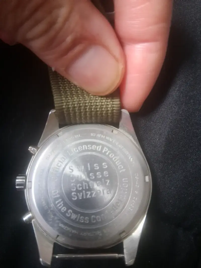 Reloj Swiss Military Hanowa Verde con Correa de Tela - 2