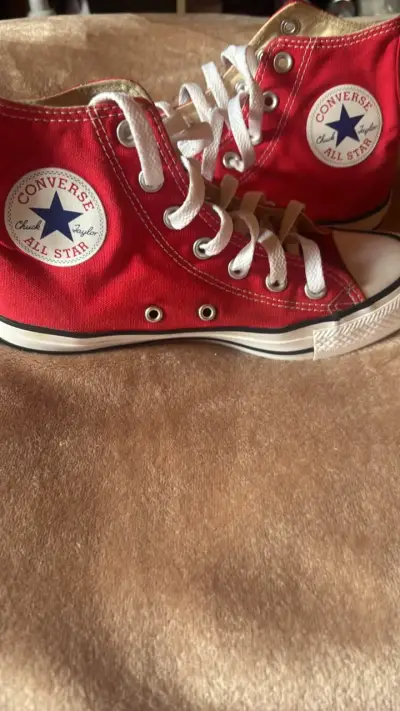 Zapatillas Converse Chuck Taylor rojas - miniatura 2