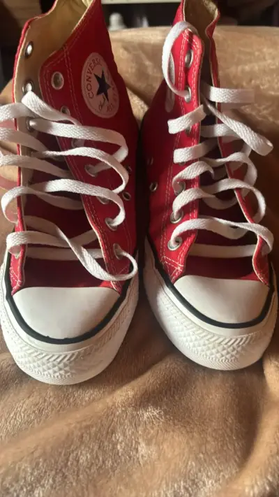 Zapatillas Converse Chuck Taylor rojas - miniatura 3