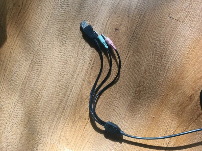 Auriculares con micrófono y conexión USB - 4