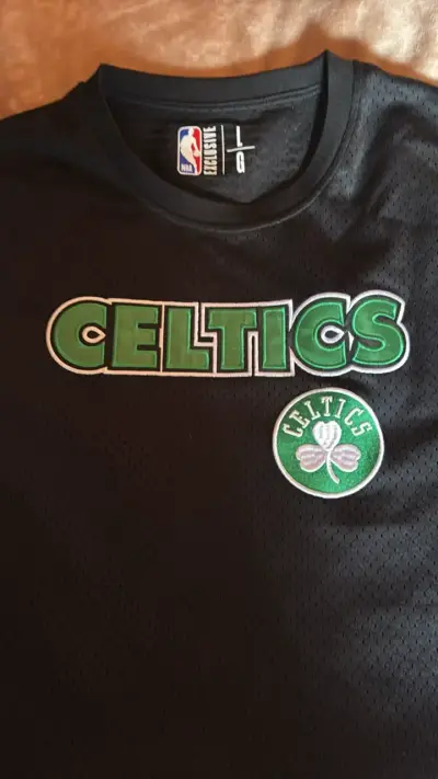 Polera NBA Celtics negra talla L - miniatura 2