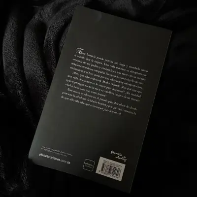 Libro 'Sabia es mamá' de Serena Valentino - miniatura 3