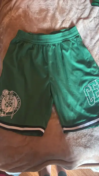 Short deportivo Boston Celtics verde - miniatura 2
