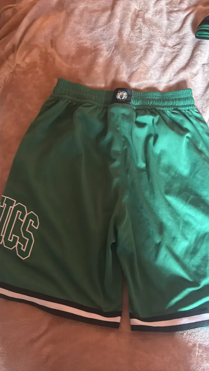 Short deportivo Boston Celtics verde - 3