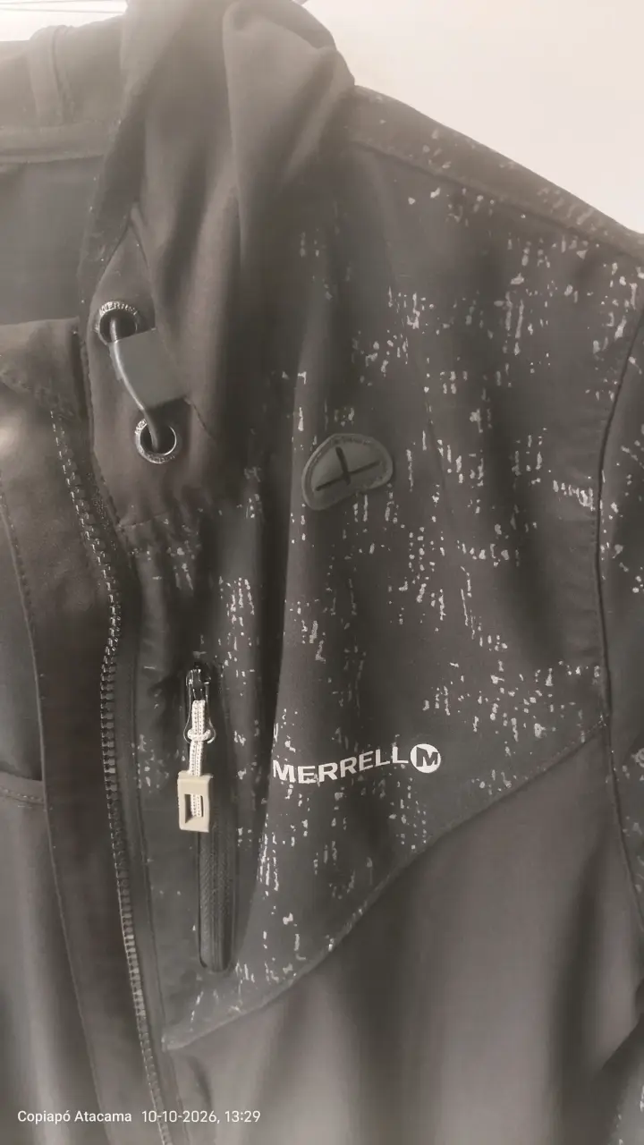 Coftaviento Merrell con capucha - 1