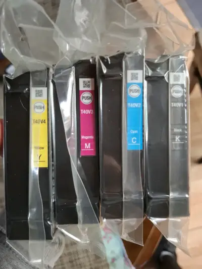 Set de cartuchos de tinta Epson OriginaT40V1-T40V4 - miniatura 1