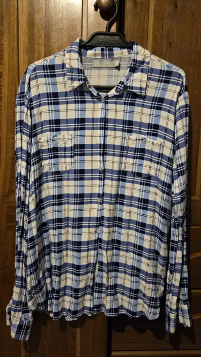 Camisas de mujer varias a cuadro y a rayas. - miniatura 3