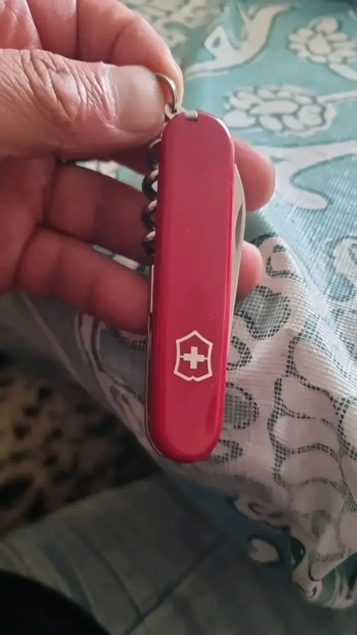 Navaja suiza Victorinox roja multifuncional - 5
