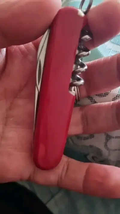 Navaja suiza Victorinox roja multifuncional - miniatura 6