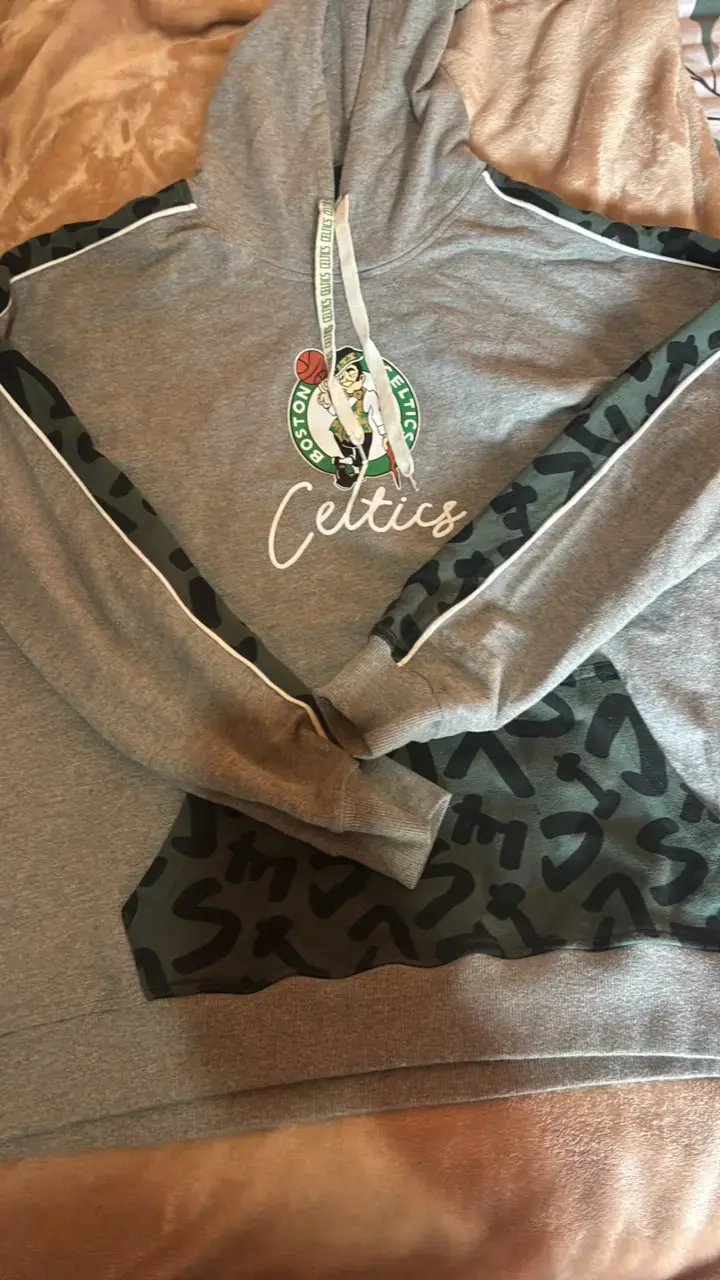 Polerón gris Boston Celtics con capucha - 1