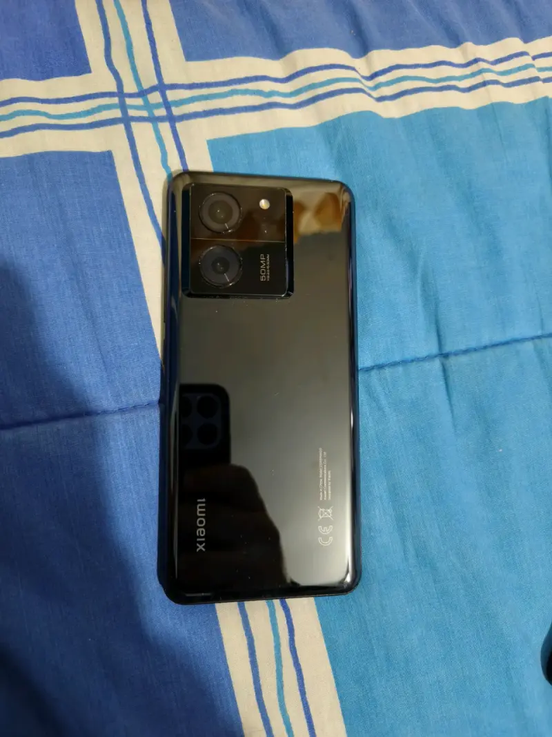 Smartphone Xiaomi con HyperOS y cámara dual - 2